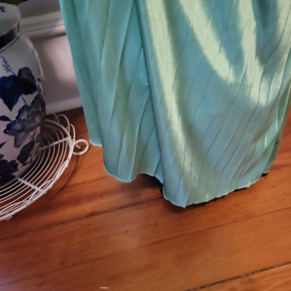 Sz 3 Green Evening Gown Dress - Picture 7 of 9